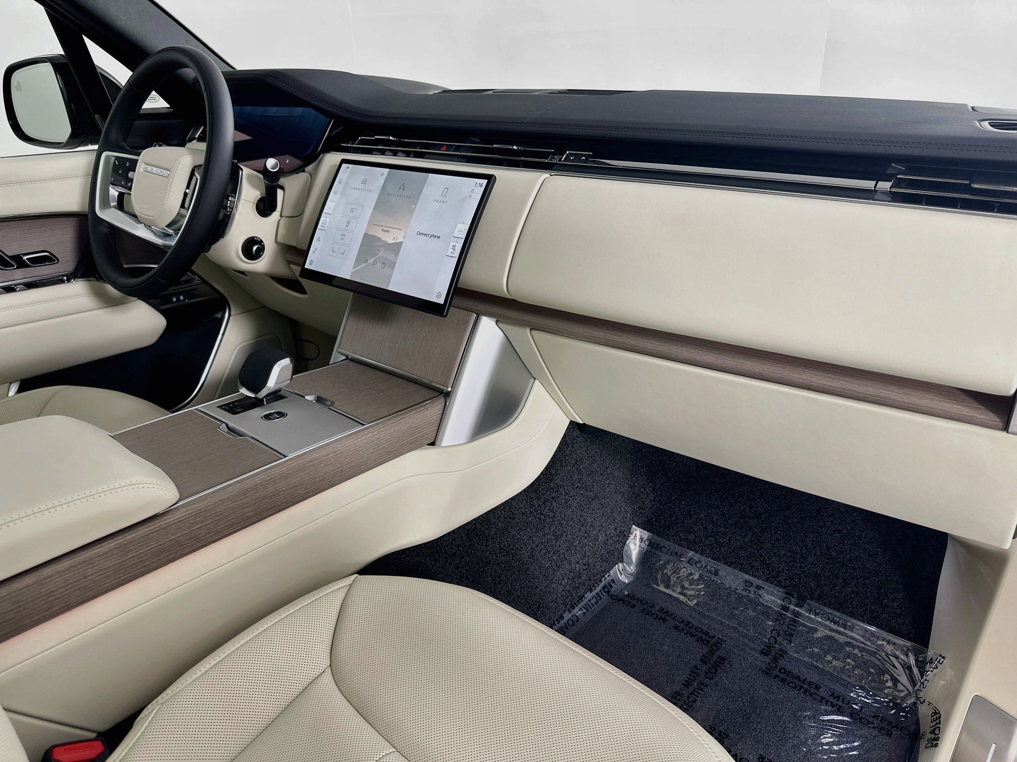 New 2026 Land Rover Range Rover SE AWD/4WD image 26