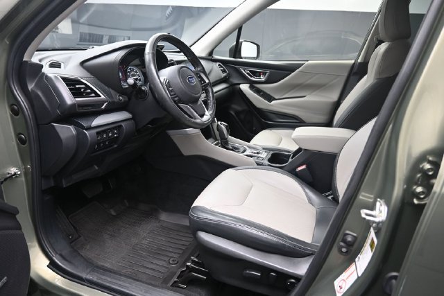 Used 2020 Subaru Forester Limited AWD/4WD image 17