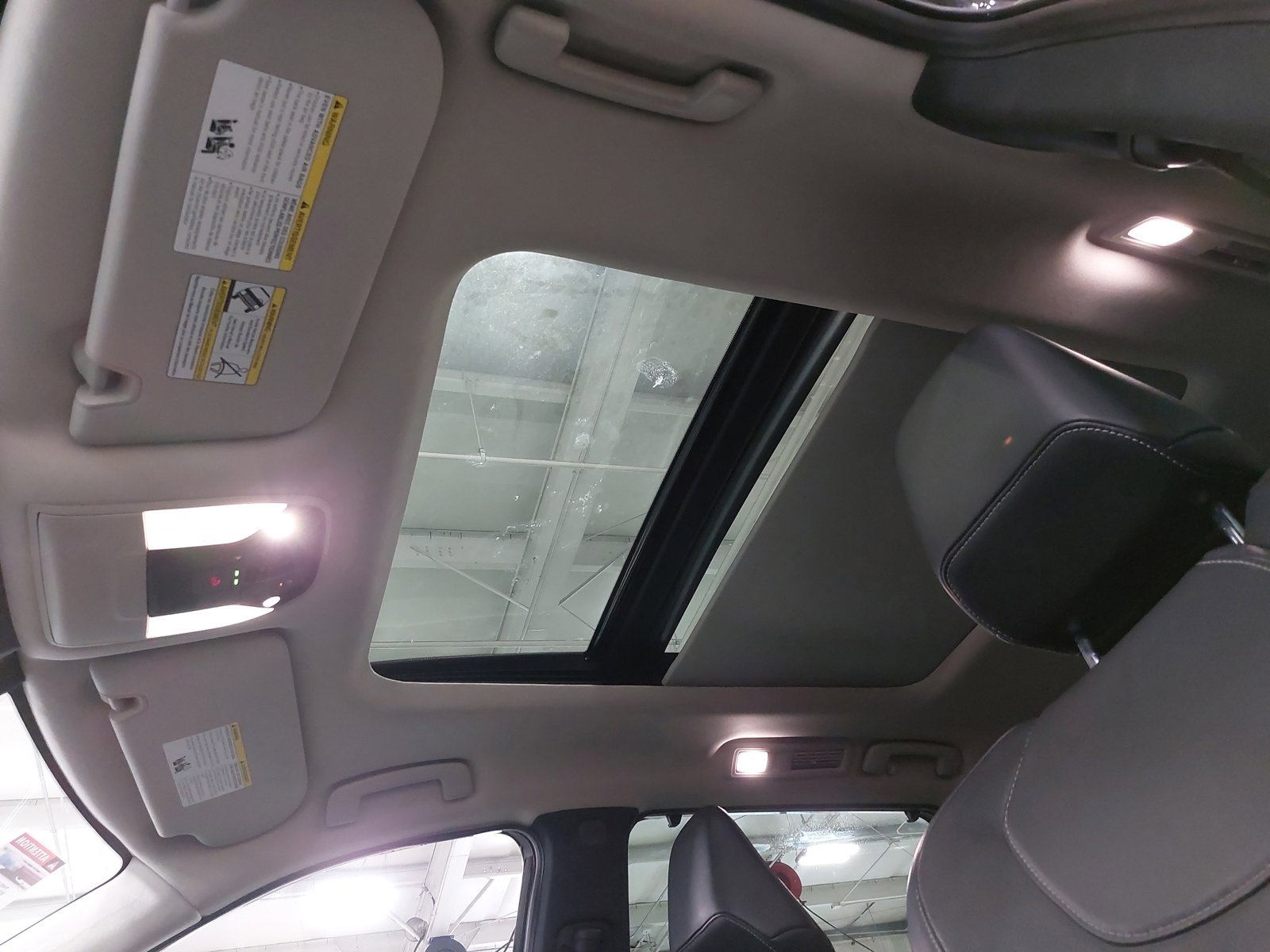 Used 2023 INFINITI QX60 Luxe w/ Performance Audio Package image 31