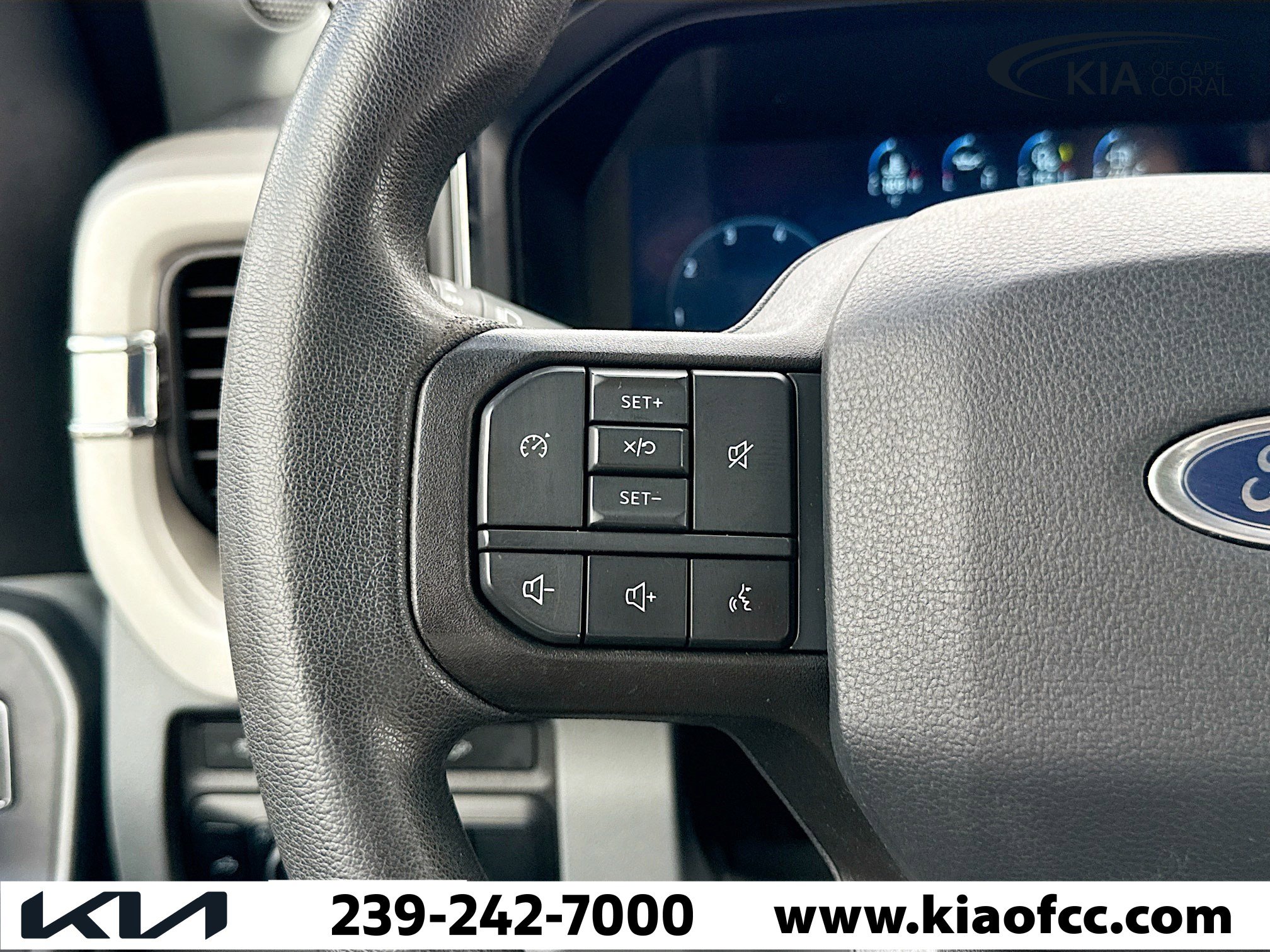 Used 2023 Ford F250 XLT w/ XLT Premium Package image 32