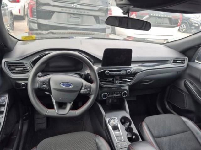 Used 2025 Ford Escape ST-Line AWD/4WD image 4