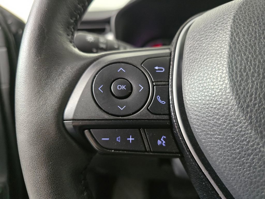 Used 2021 Toyota RAV4 Limited FWD image 29