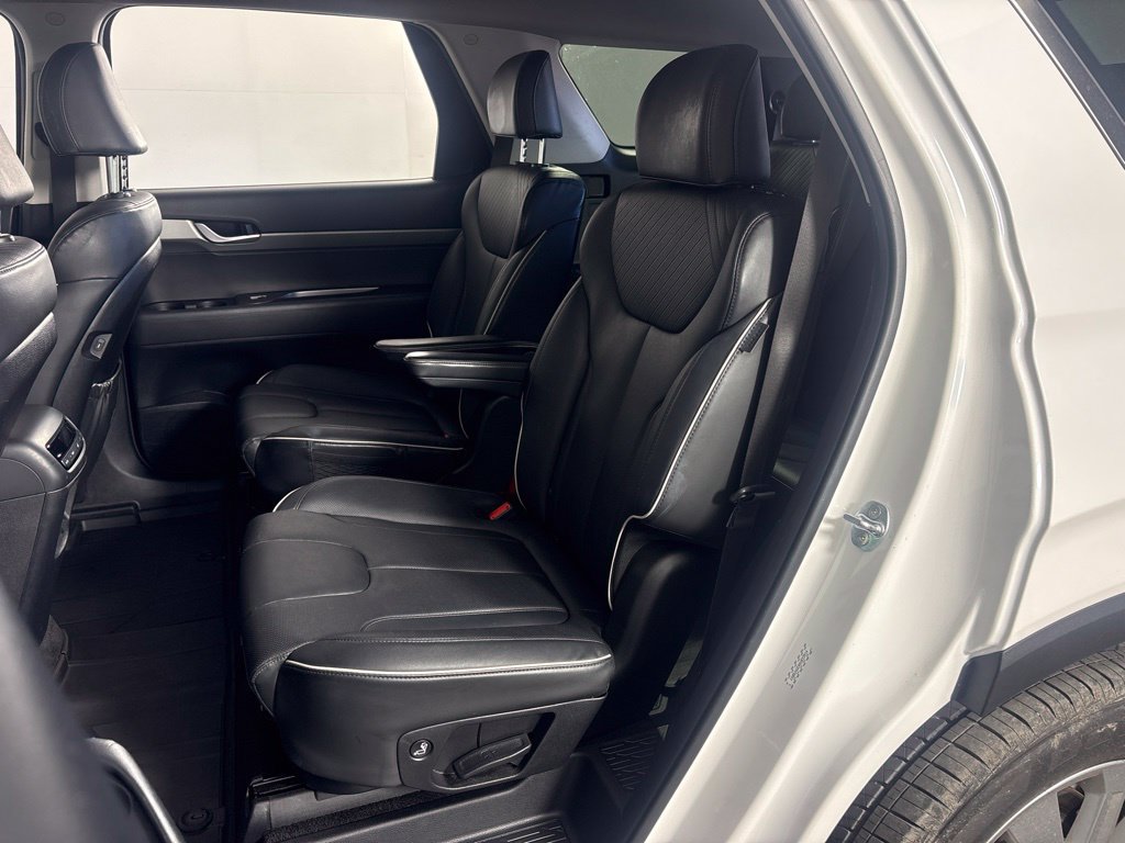 Used 2025 Hyundai Palisade SEL FWD image 13