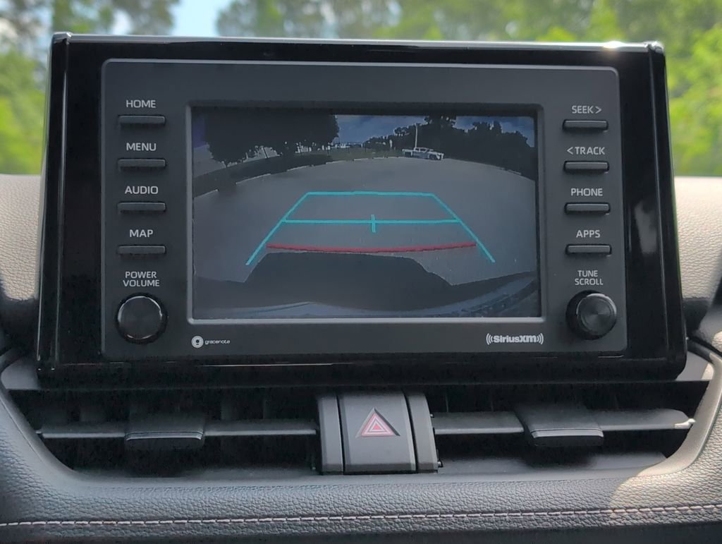 Used 2022 Toyota RAV4 XLE FWD image 19