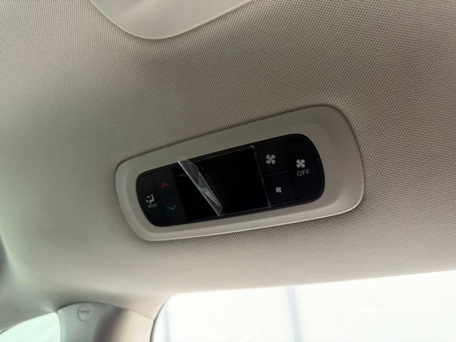 Used 2023 Chrysler Voyager LX FWD image 29