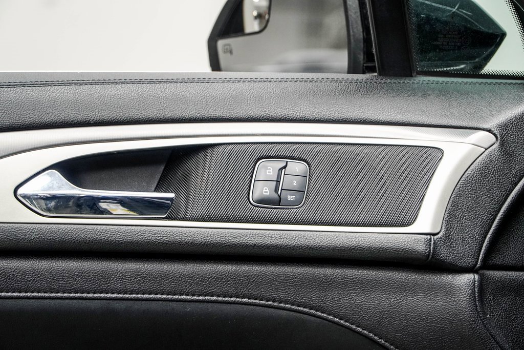 Used 2017 Lincoln MKZ Premiere image 29