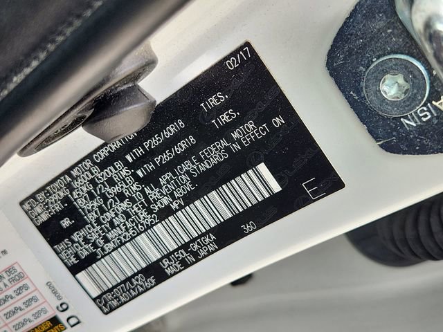 Used 2017 Lexus GX 460 Premium w/ Premium Package image 34