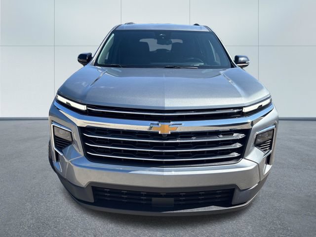 Used 2025 Chevrolet Traverse LT AWD/4WD image 6