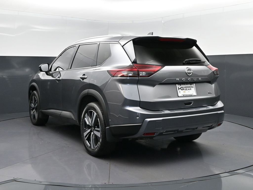Used 2024 Nissan Rogue SL w/ SL Premium Package image 5