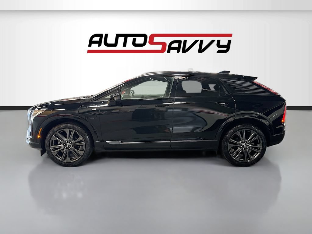 Used 2025 Cadillac Optiq Sport 2 AWD/4WD image 4