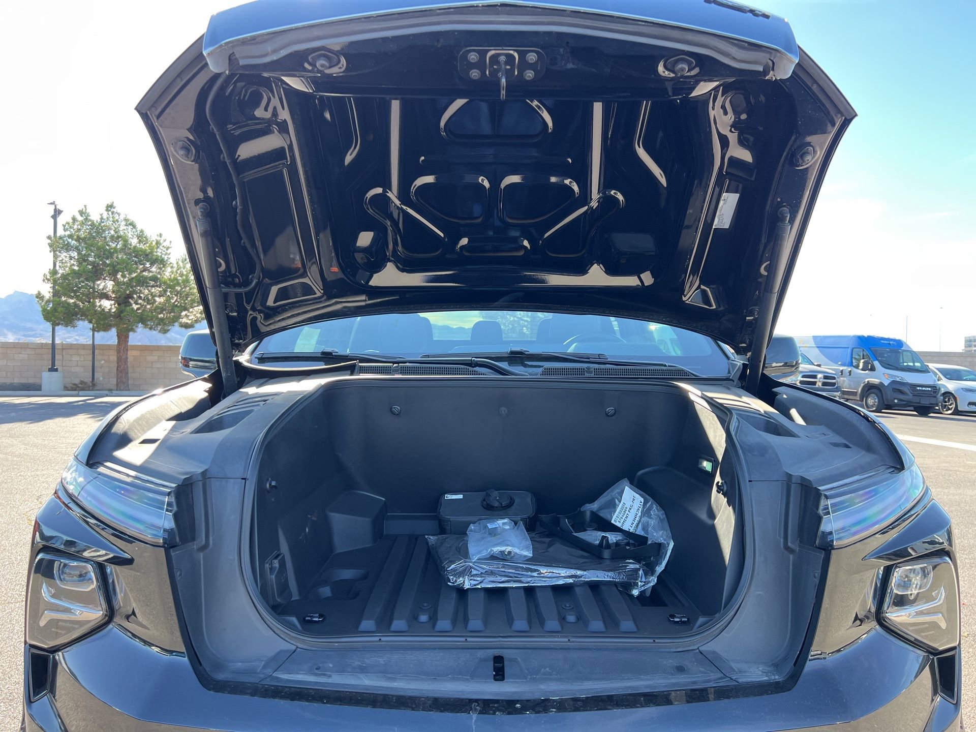 Used 2024 Chevrolet Silverado EV RST AWD/4WD image 35