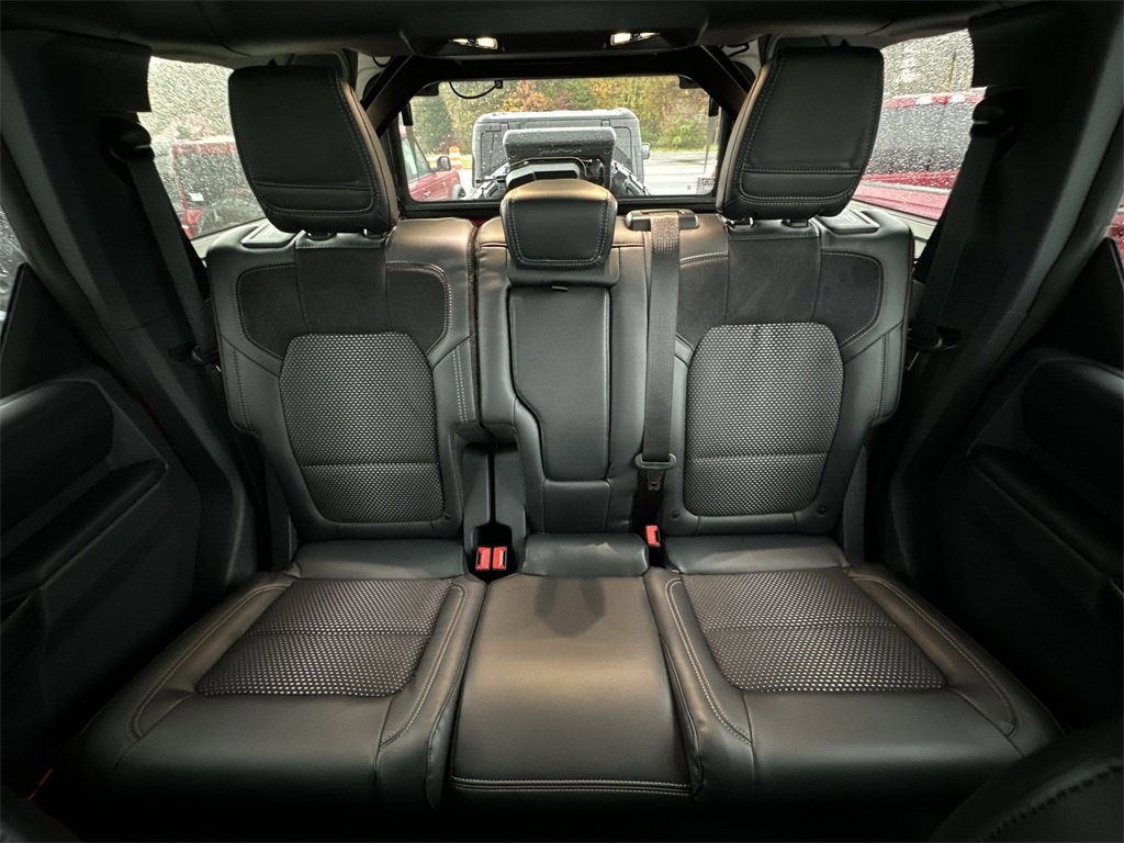 New 2025 Ford Bronco Raptor image 22