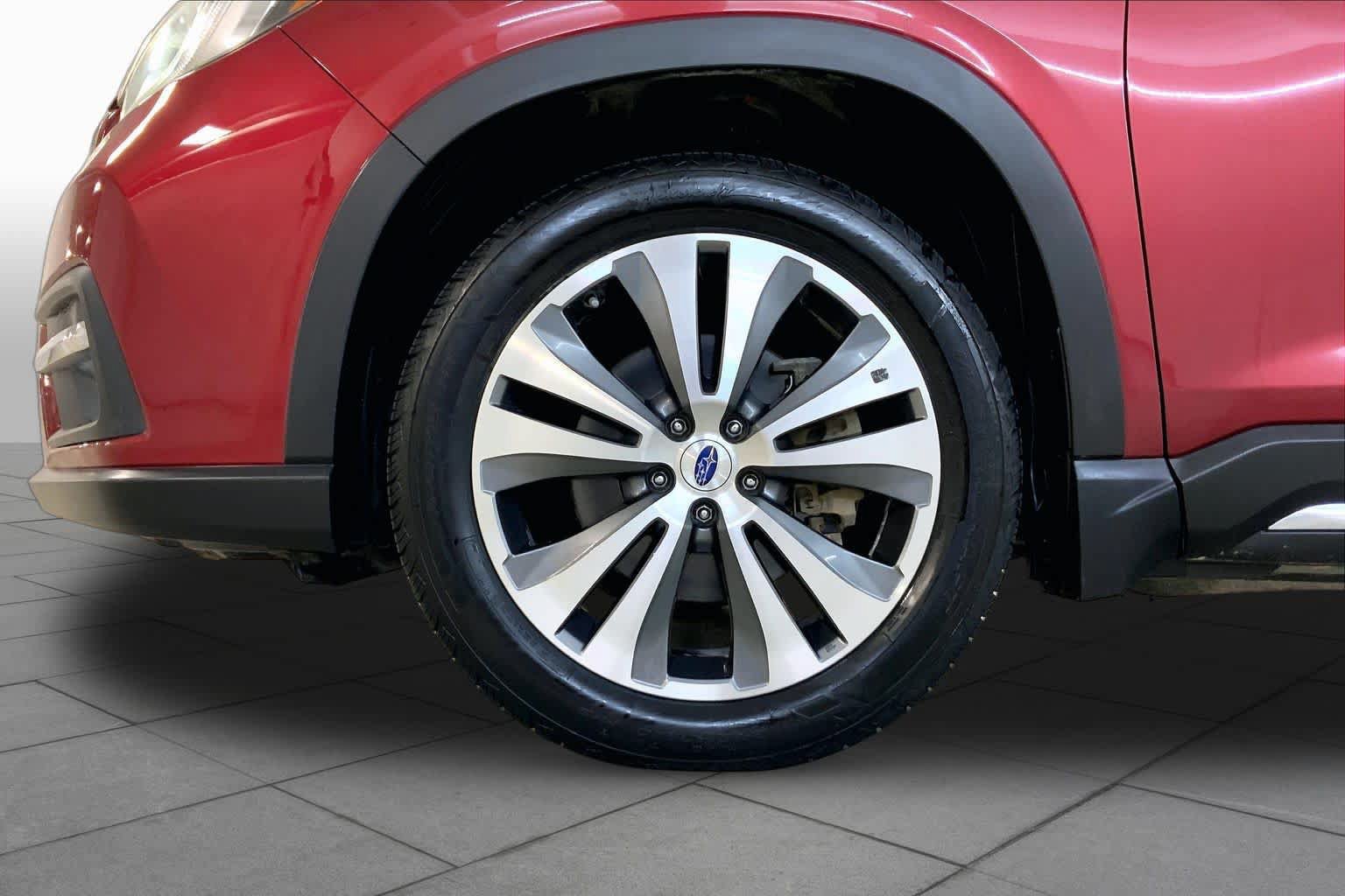 Used 2019 Subaru Ascent Touring w/ Popular Package #2 AWD/4WD image 10