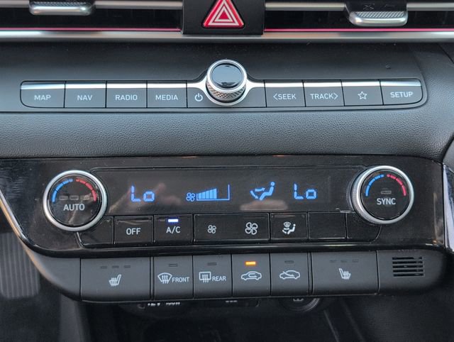 Used 2022 Hyundai Elantra Limited w/ Cargo Package image 20