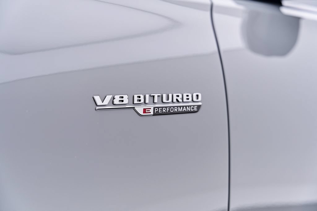 Used 2024 Mercedes-Benz S 63 AMG S w/ Rear Seat Package image 28