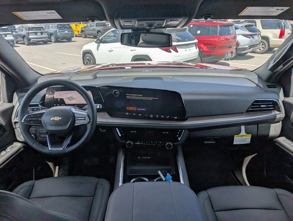 New 2025 Chevrolet Suburban LT w/ Comfort Package image 15