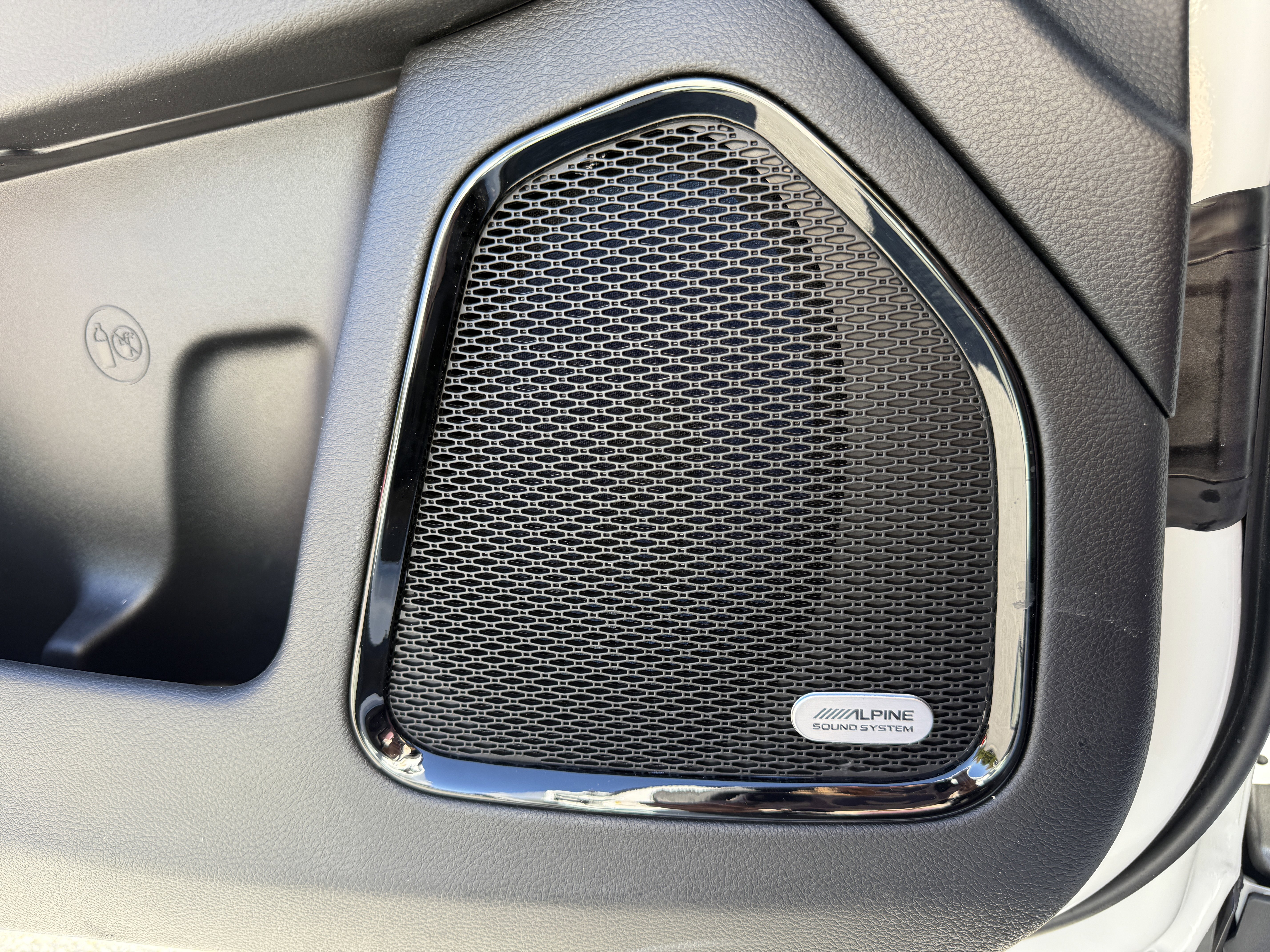 New 2026 Jeep Compass Limited image 17