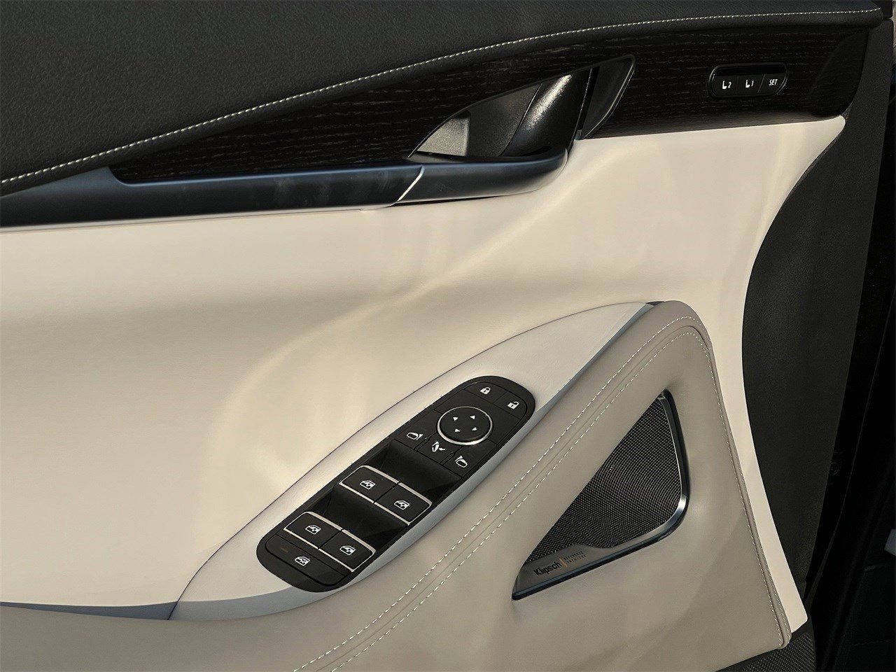 New 2026 INFINITI QX60 Autograph image 24