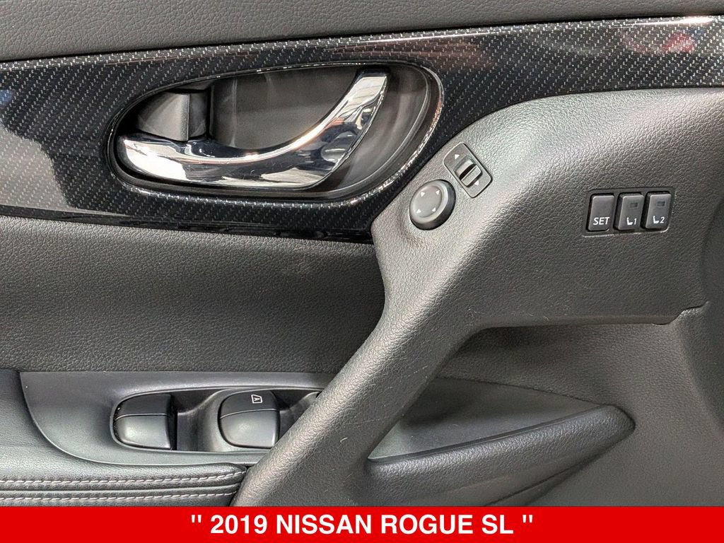 Used 2019 Nissan Rogue SL w/ Premium Package AWD/4WD image 15
