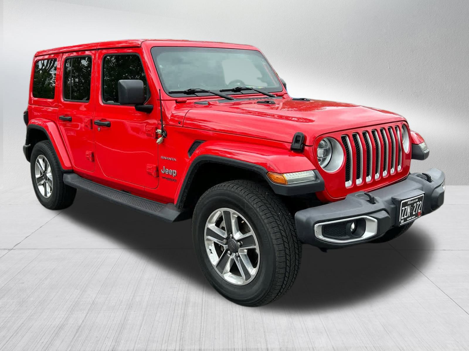 Used 2018 Jeep Wrangler Unlimited Sahara image 3