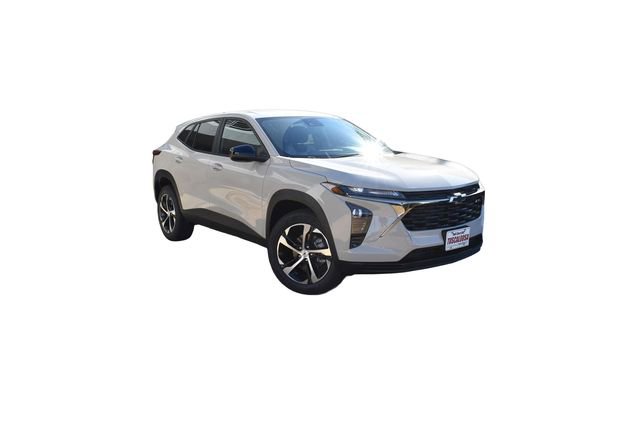 New 2026 Chevrolet Trax RS w/ Driver Confidence Package image 2