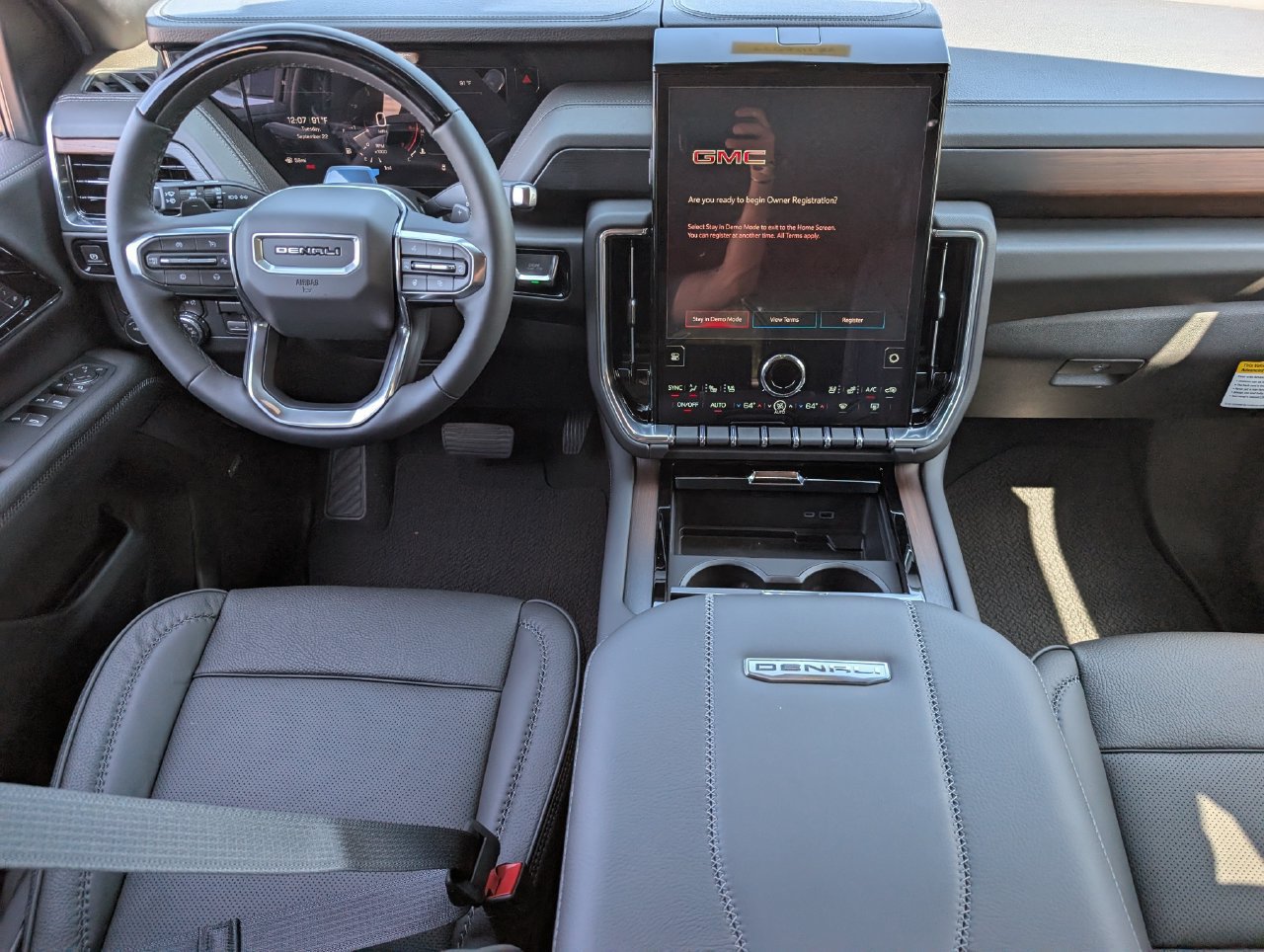 New 2027 GMC Yukon Denali w/ Advanced Technology Package RWD image 8