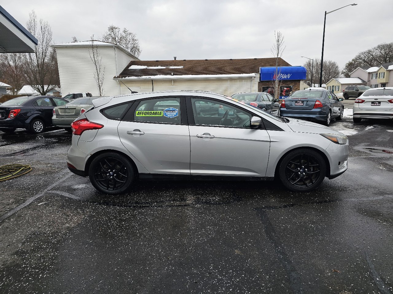 Used 2016 Ford Focus SE w/ Equipment Group 201A image 10
