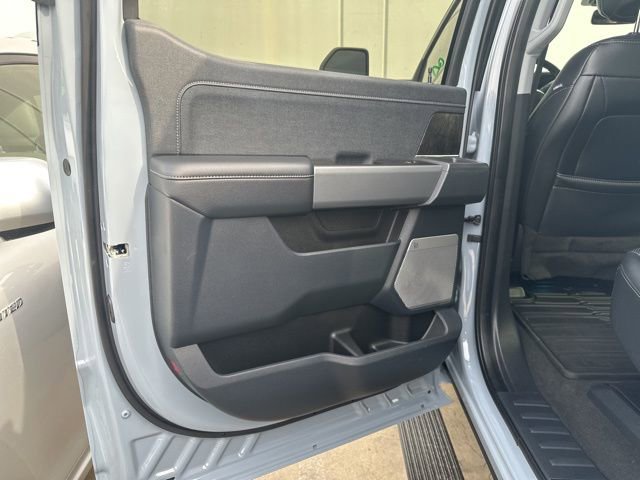 Used 2024 Ford F250 Lariat w/ Lariat Ultimate Package image 6