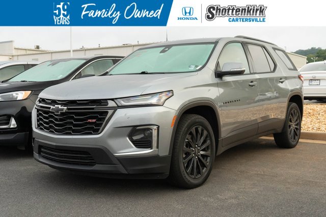 Used 2023 Chevrolet Traverse RS