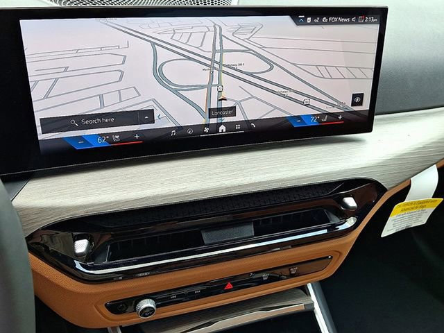 Used 2025 BMW 330i xDrive Sedan w/ Premium Package image 13