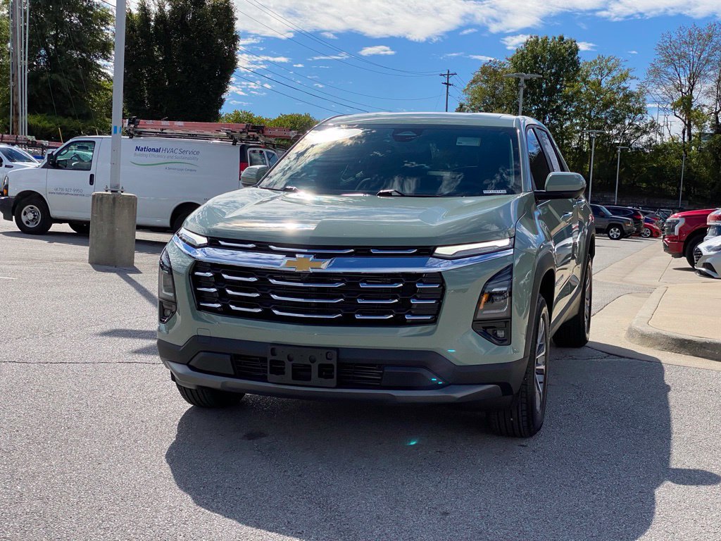 Used 2026 Chevrolet Equinox LT w/ Convenience Package II AWD/4WD image 3
