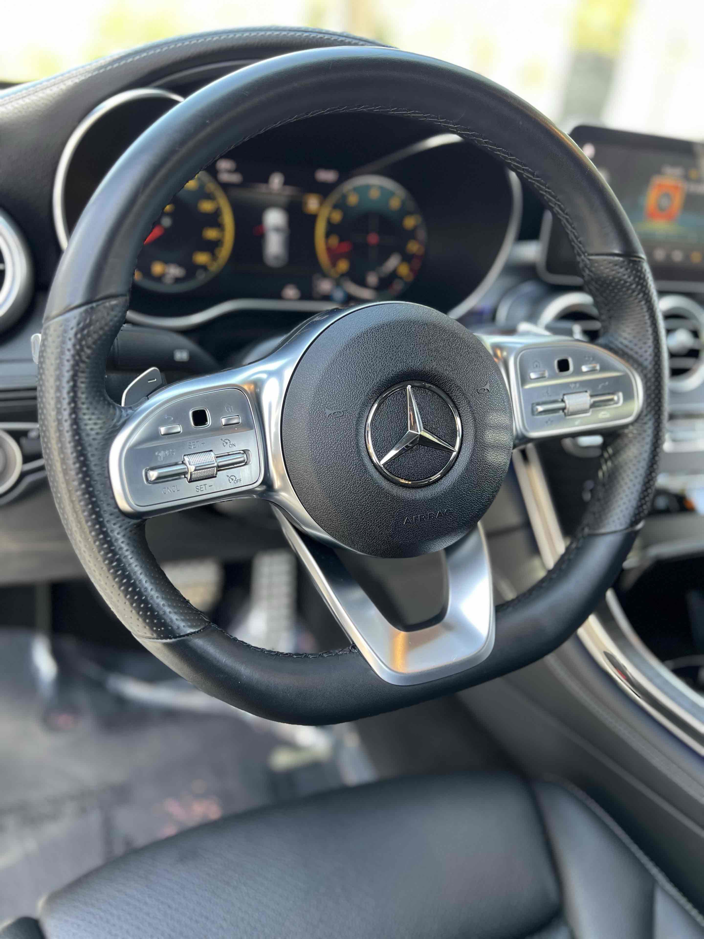 Used 2020 Mercedes-Benz GLC 300 4MATIC Coupe image 23
