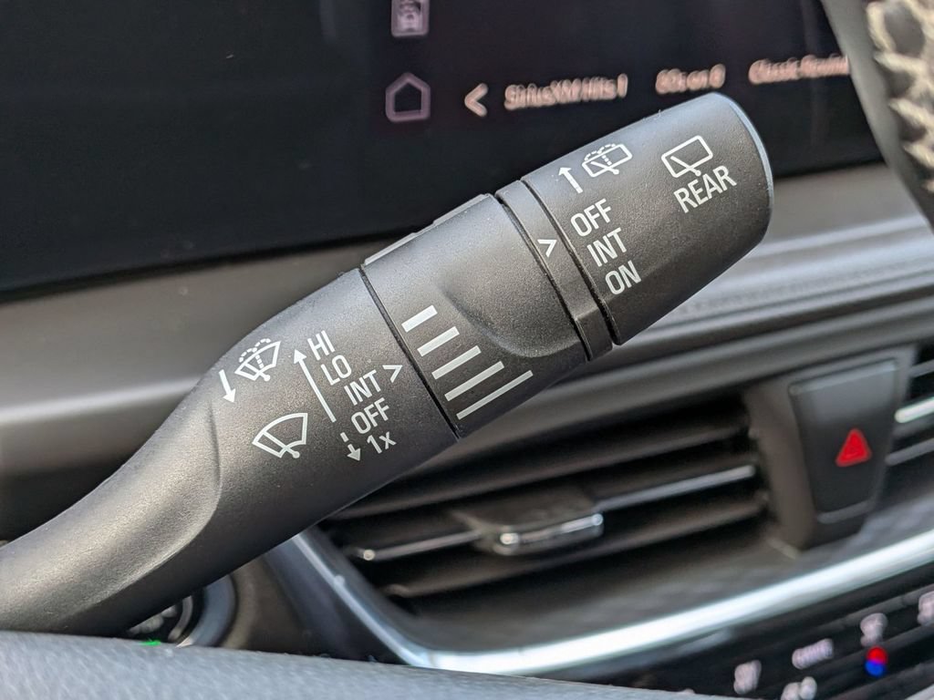 Used 2024 Buick Encore GX Avenir AWD/4WD image 19