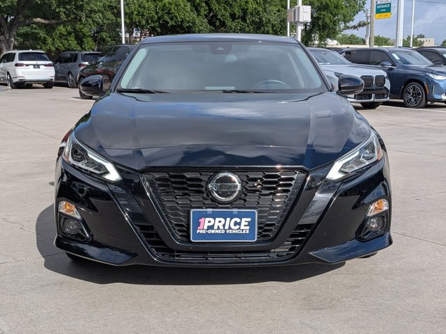 Used 2022 Nissan Altima 2.5 SR w/ Midnight Edition Package video 2