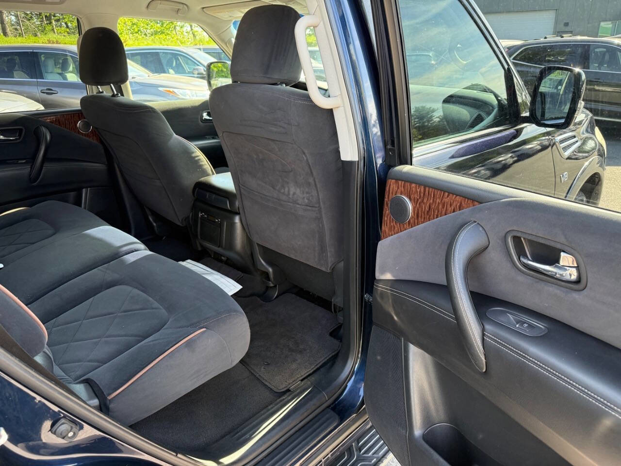 Used 2017 Nissan Armada SV AWD/4WD image 12
