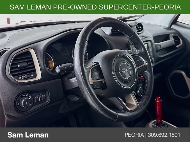 Used 2015 Jeep Renegade Latitude FWD image 9