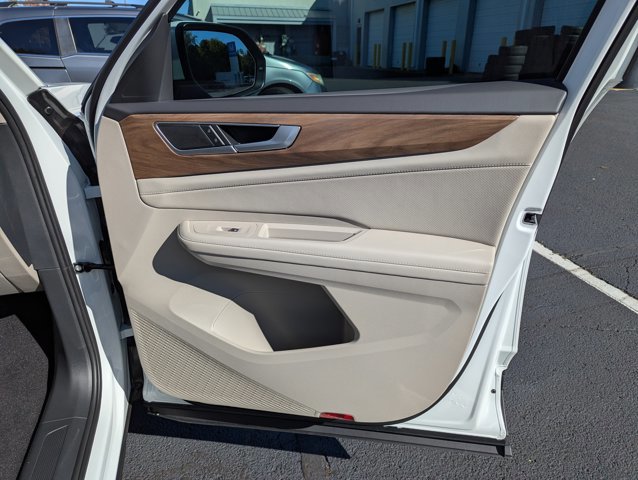 New 2026 Volkswagen Atlas SE image 27