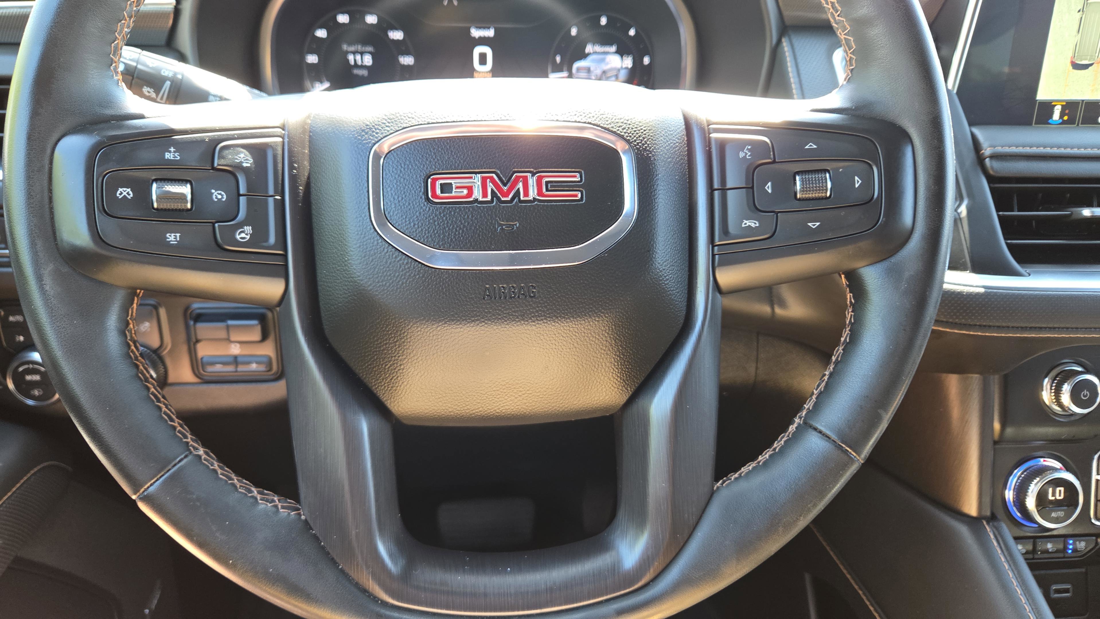 Used 2023 GMC Yukon XL AT4 w/ AT4 Premium Plus Package image 28