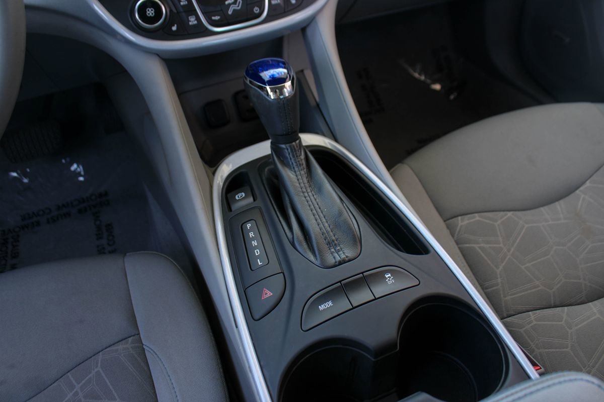 Used 2016 Chevrolet Volt LT w/ Comfort Package FWD image 31