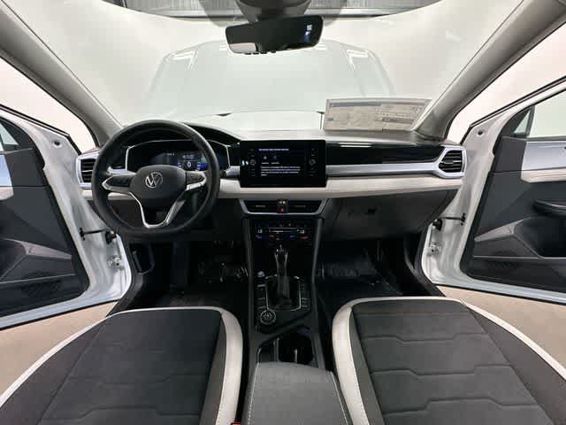 New 2026 Volkswagen Taos SE AWD/4WD image 20