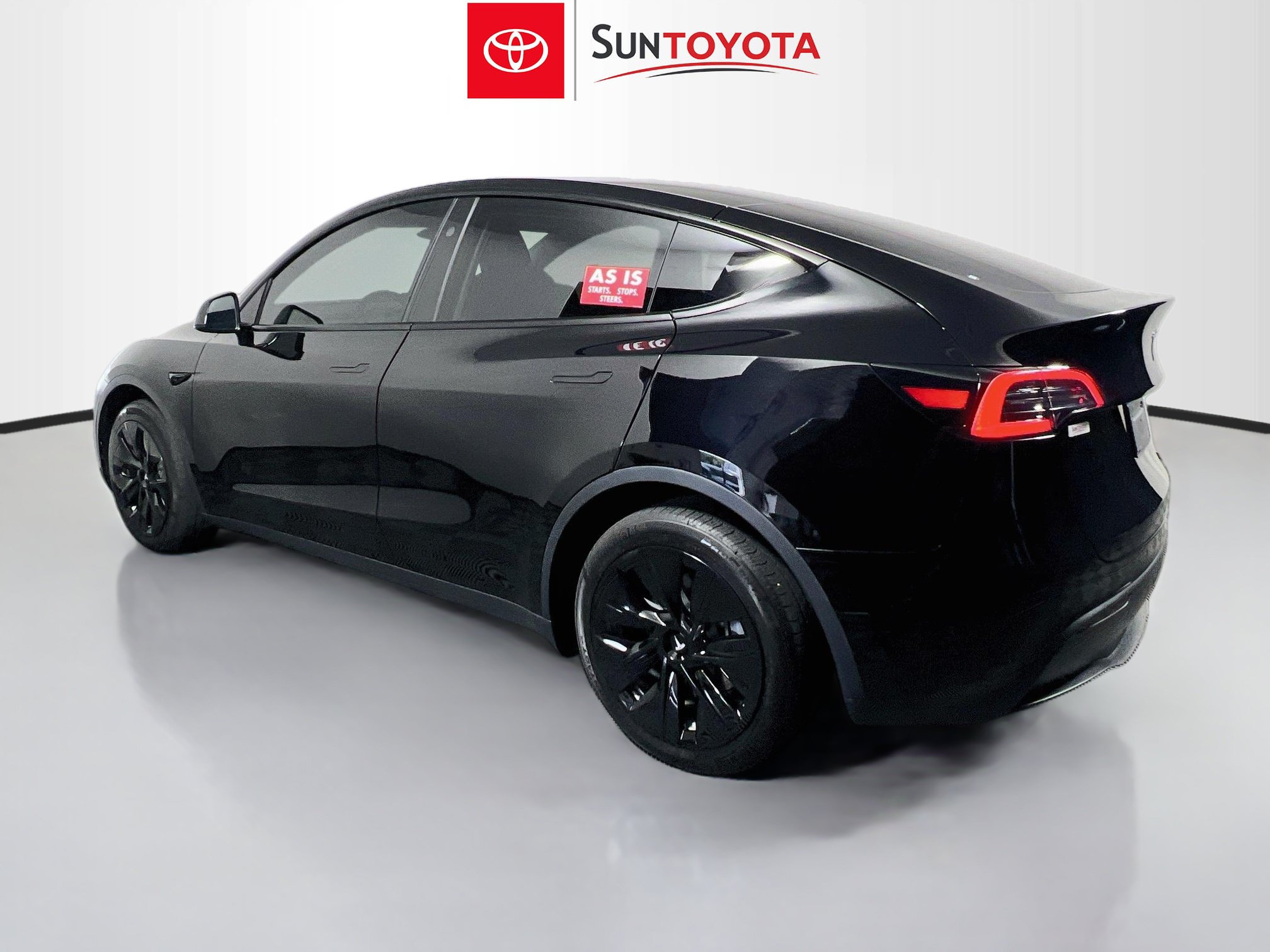 Used 2024 Tesla Model Y Long Range AWD/4WD image 6