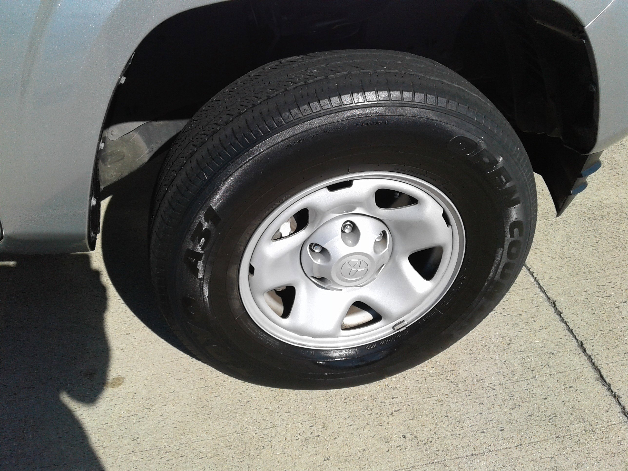 Used 2023 Toyota Tacoma SR image 9