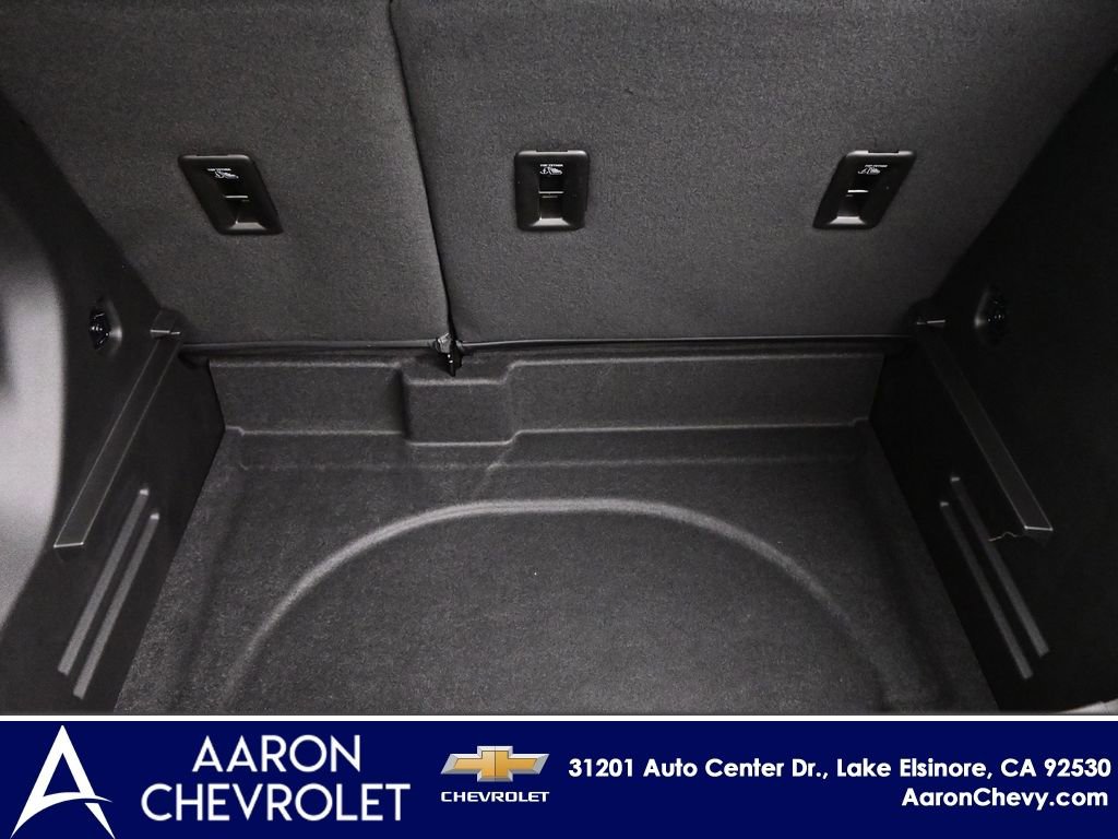 New 2027 Chevrolet Bolt LT w/ Comfort Package image 33