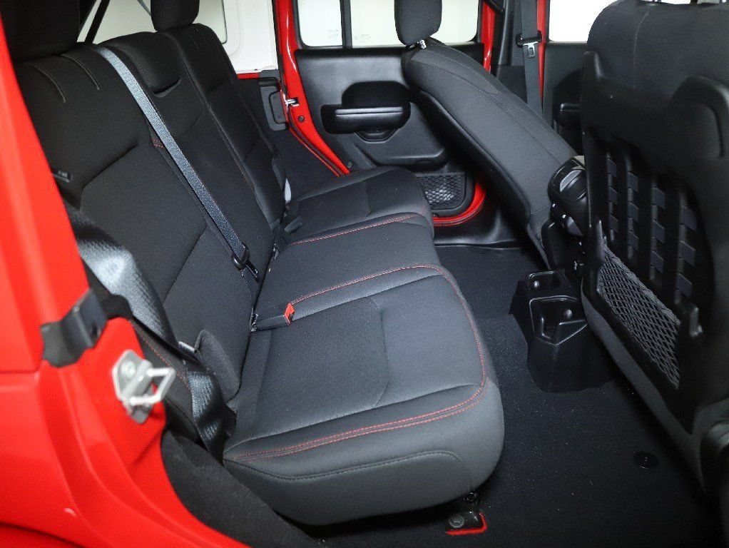 Used 2020 Jeep Wrangler Unlimited Rubicon AWD/4WD image 32