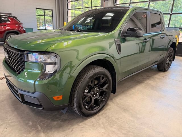 Used 2025 Ford Maverick XLT w/ Equipment Group 301A AWD/4WD image 5