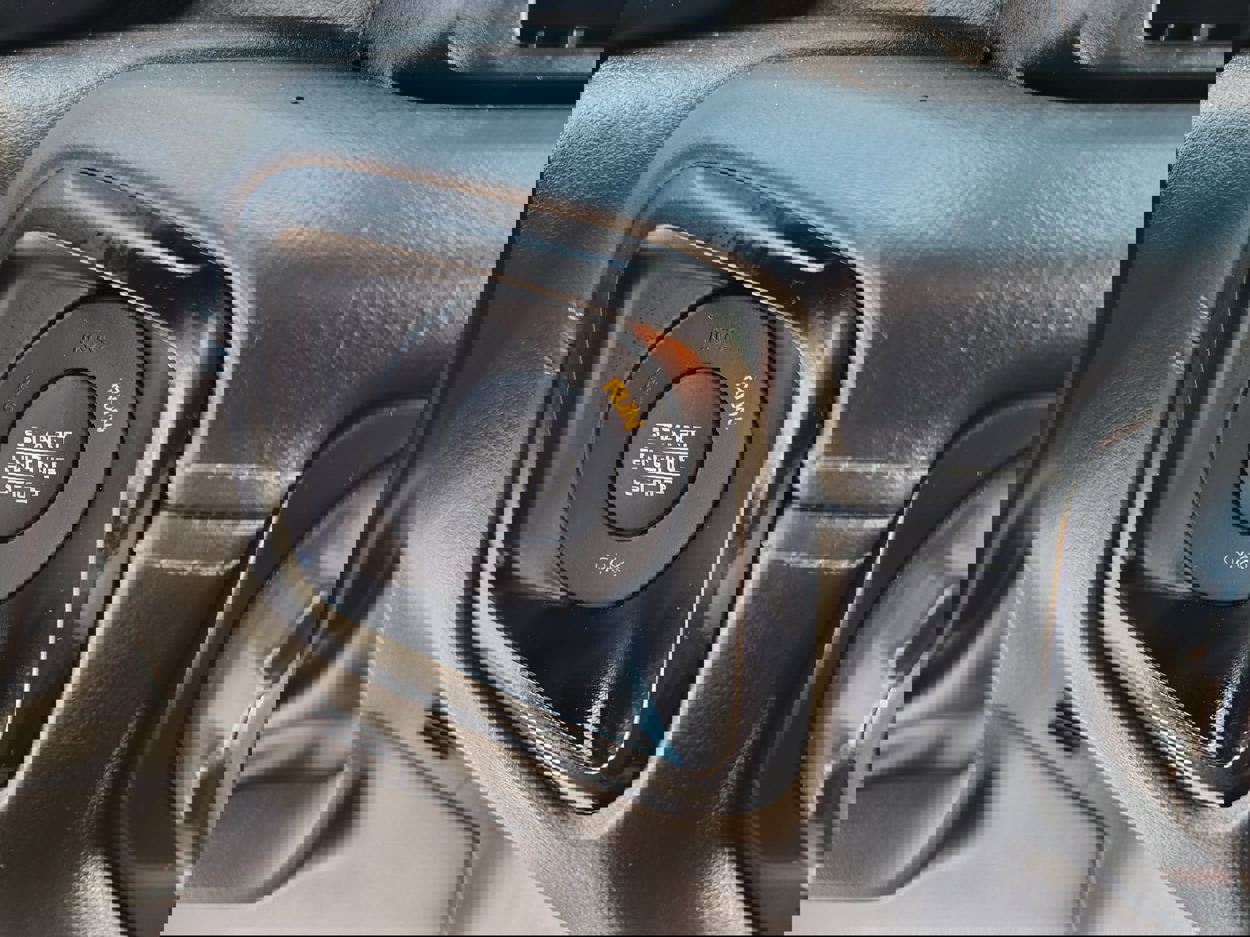 Certified 2024 Jeep Wrangler Sahara w/ Technology Group image 27