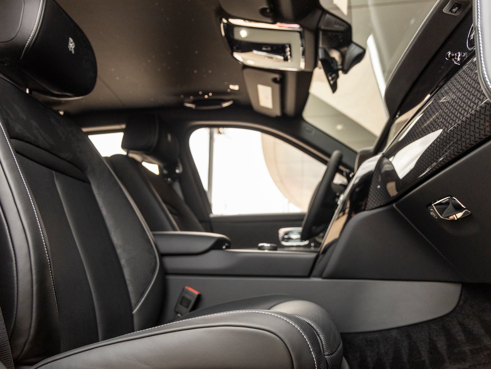 New 2027 Rolls-Royce Cullinan Black Badge AWD/4WD image 49