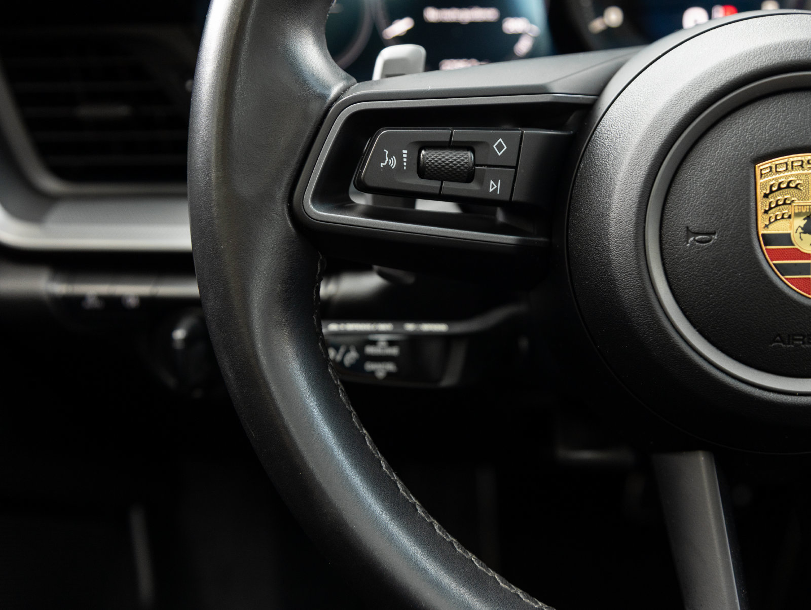 Certified 2022 Porsche 911 Carrera RWD image 15
