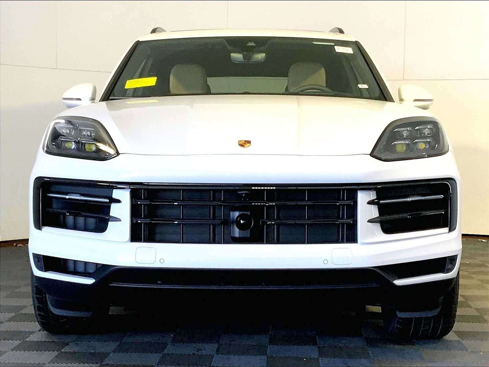 New 2025 Porsche Cayenne E-Hybrid image 10