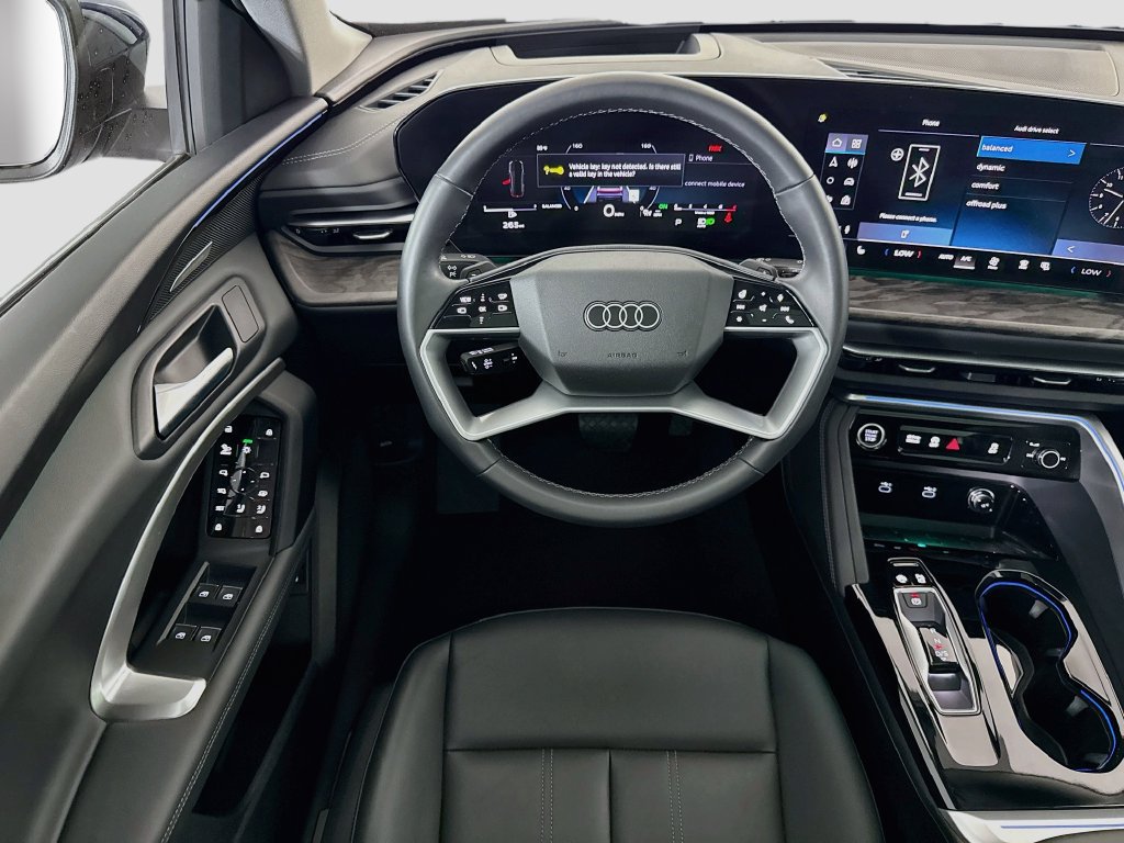 Used 2025 Audi Q5 Premium w/ Premium Plus AWD/4WD image 10
